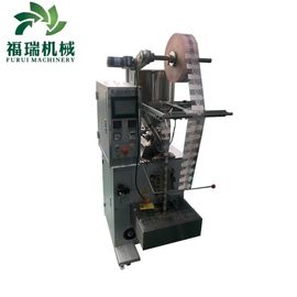 चीन उच्च परिशुद्धता स्वचालित थैला भरने और सीलिंग मशीन 1500 × 800 × 1700 मिमी आपूर्तिकर्ता